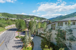 Luxury 3 Bedroom Condo In The Heart Of Bc Village